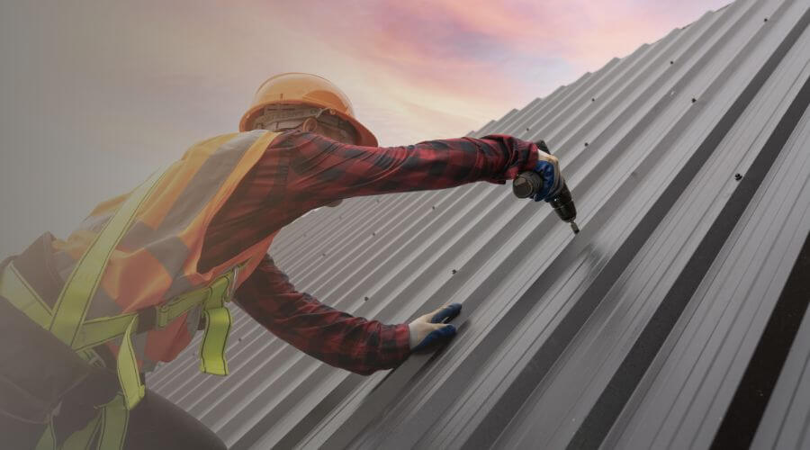 Expert new roof installation services in Chatsworth, IL